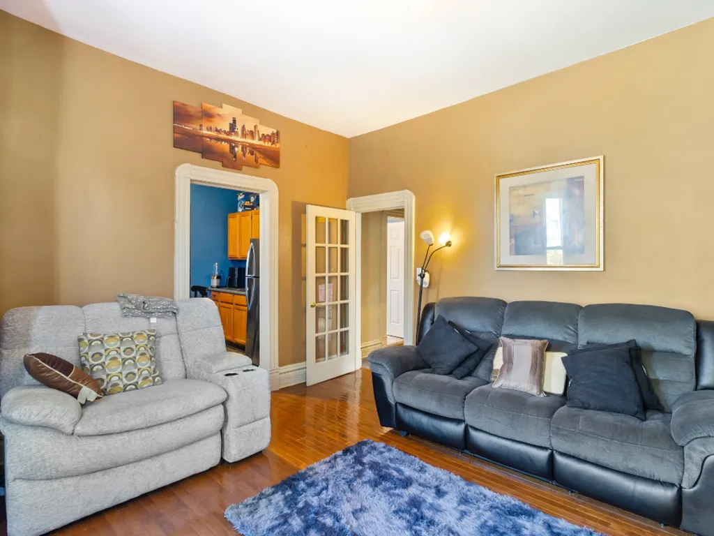 441 East 42nd Street Chicago IL 60653