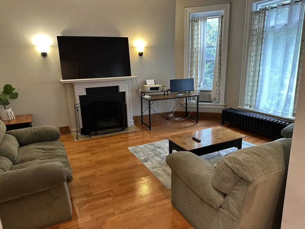 441 East 42nd Street Chicago IL 60653