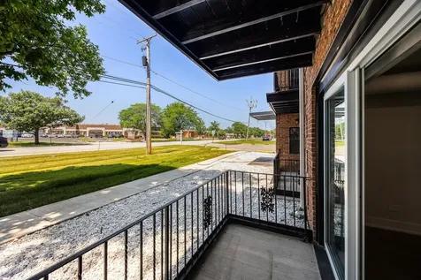 10217 Dearlove Road Glenview IL 60025