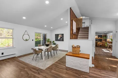 1619 Mar Drive Mchenry IL 60051