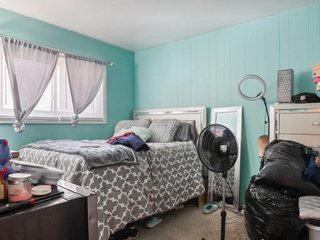 18W133 Kirkland Lane Villa Park IL 60181