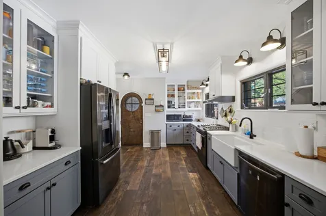 41 Hamilton Avenue Elgin IL 60123