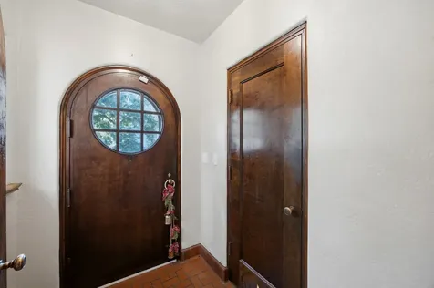 41 Hamilton Avenue Elgin IL 60123