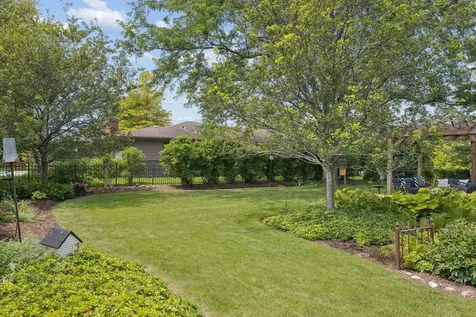 102 Azalea Road Frankfort IL 60423