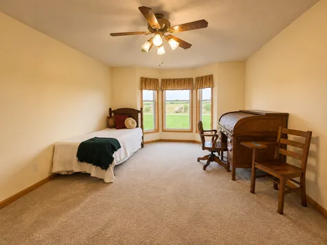 2930 North 1200 E. Road Clifton IL 60927
