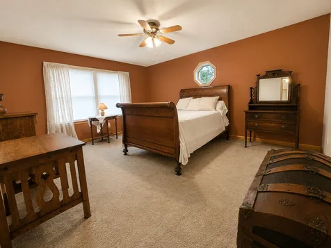 2930 North 1200 E. Road Clifton IL 60927