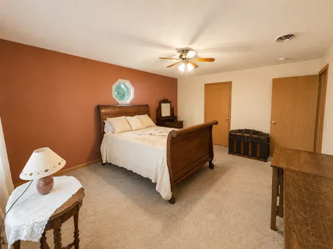 2930 North 1200 E. Road Clifton IL 60927