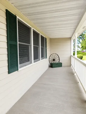 2930 North 1200 E. Road Clifton IL 60927