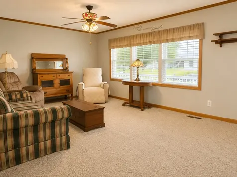 2930 North 1200 E. Road Clifton IL 60927