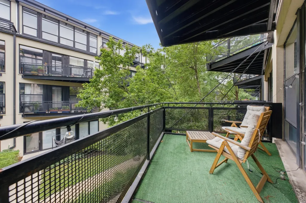 1111 West 14th Place Chicago IL 60608