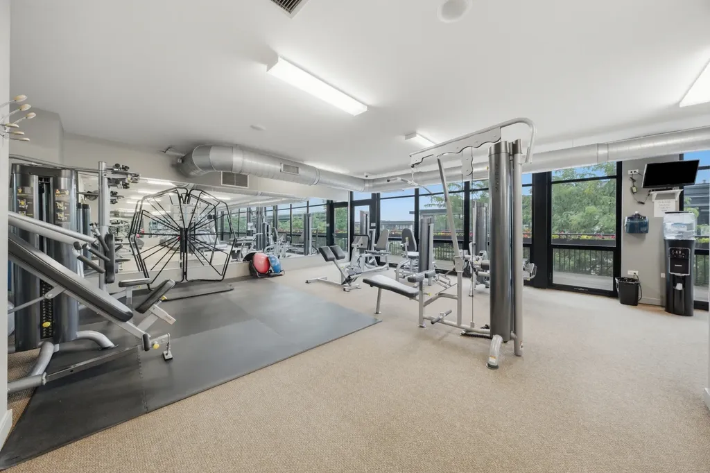 1111 West 14th Place Chicago IL 60608