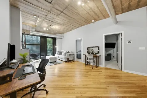 1111 West 14th Place Chicago IL 60608
