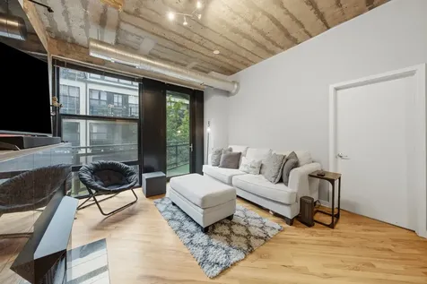 1111 West 14th Place Chicago IL 60608