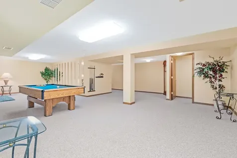1715 Wintercrest Court Shorewood IL 60404