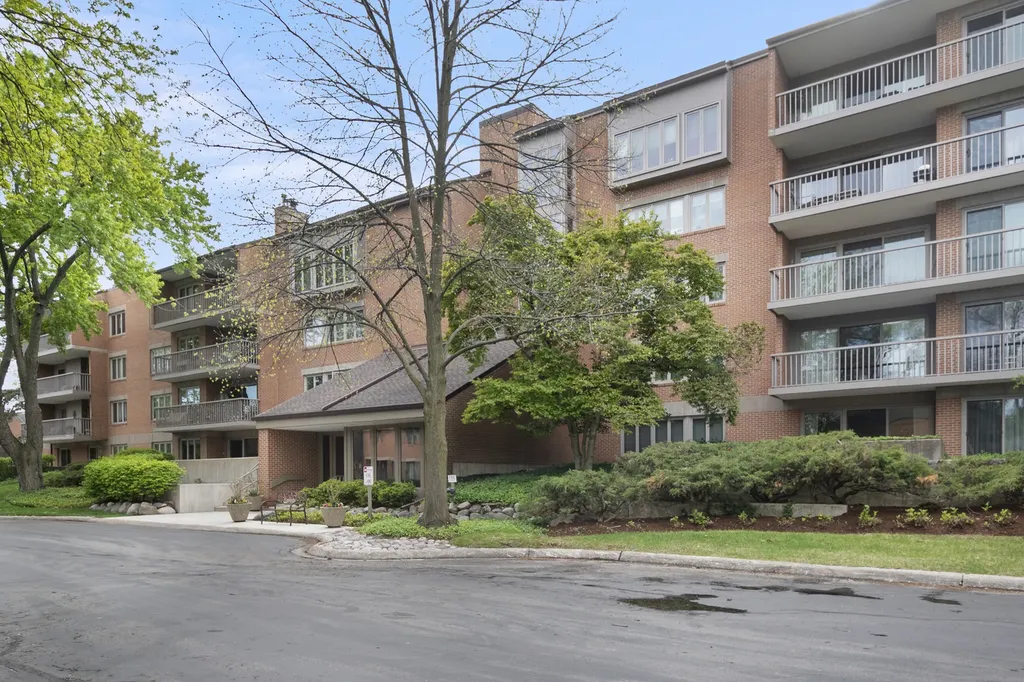 44 Park Lane Park Ridge IL 60068