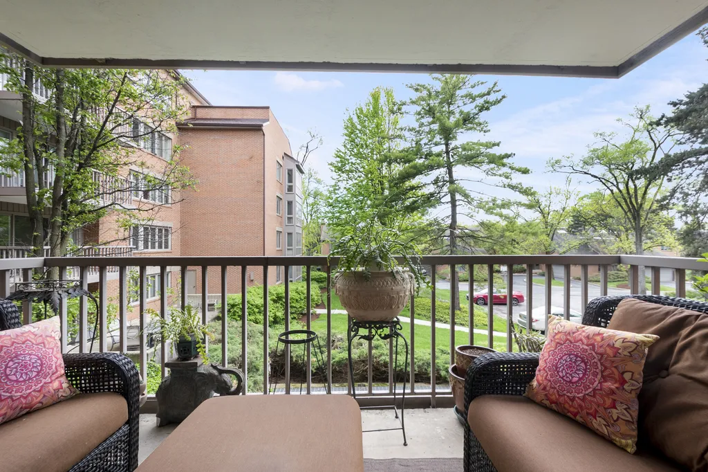 44 Park Lane Park Ridge IL 60068