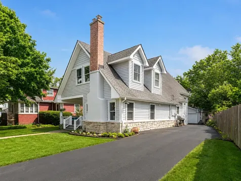 941 Greenwood Avenue Deerfield IL 60015
