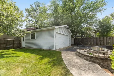 941 Greenwood Avenue Deerfield IL 60015