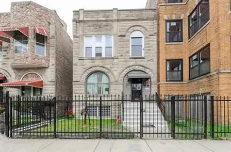 3261 West Fulton Boulevard Chicago IL 60624