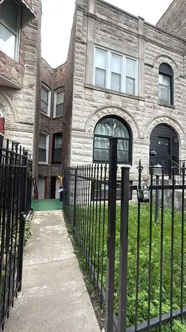 3261 West Fulton Boulevard Chicago IL 60624
