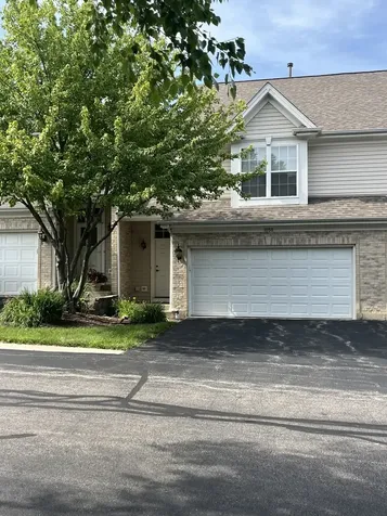 1058 East Danbury Drive Cary IL 60013