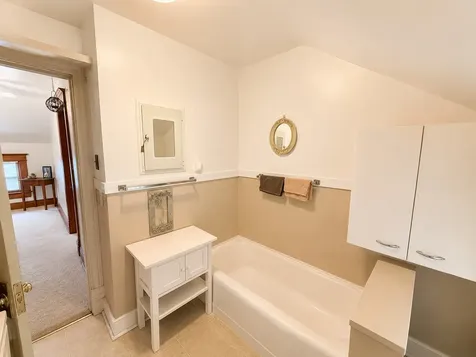 39 Park Street Oswego IL 60543