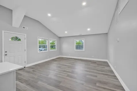 1910 Adams Street Chicago Heights IL 60411