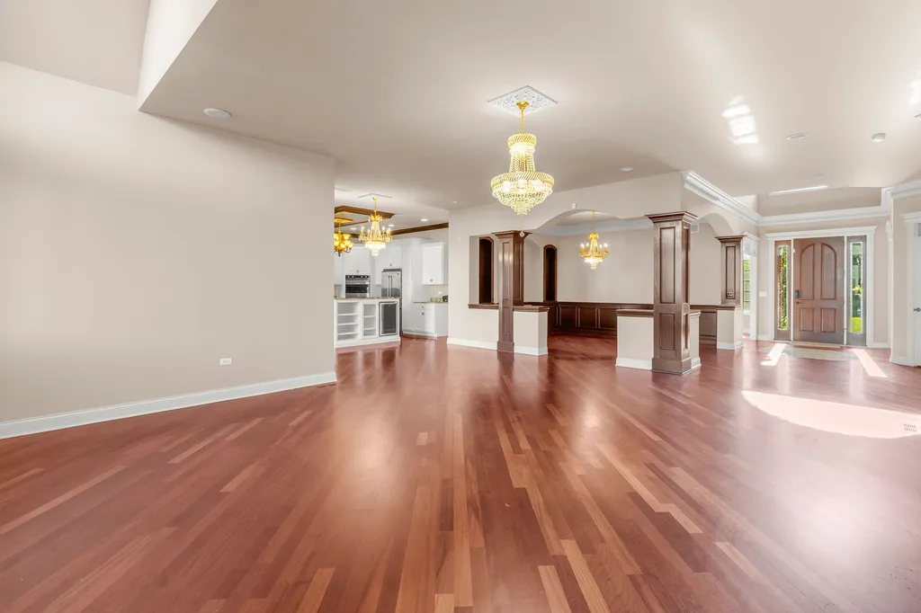 1948 Saddle Farm Lane Naperville IL 60564