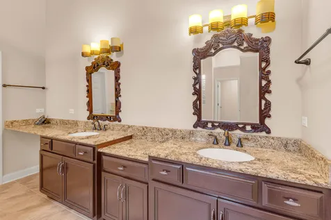 1948 Saddle Farm Lane Naperville IL 60564