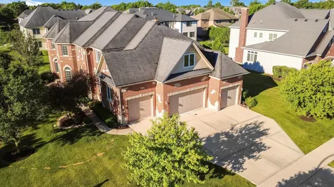 1948 Saddle Farm Lane Naperville IL 60564