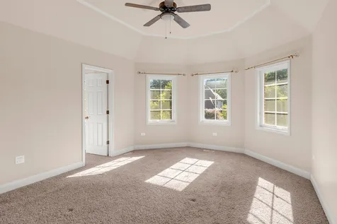 1948 Saddle Farm Lane Naperville IL 60564