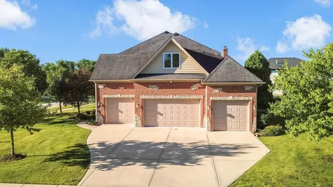 1948 Saddle Farm Lane Naperville IL 60564