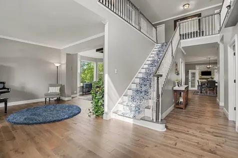 2989 Wagon Road Elgin IL 60124