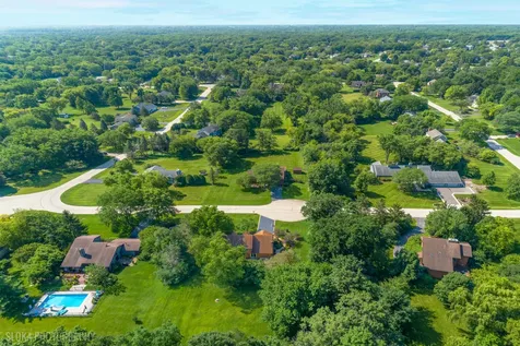 400 Bramble Lane Deer Park IL 60010