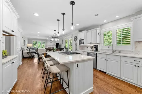 400 Bramble Lane Deer Park IL 60010