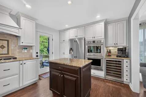 1206 Aberdeen Road Inverness IL 60067