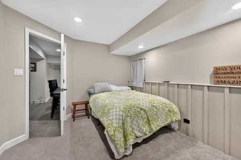 1206 Aberdeen Road Inverness IL 60067