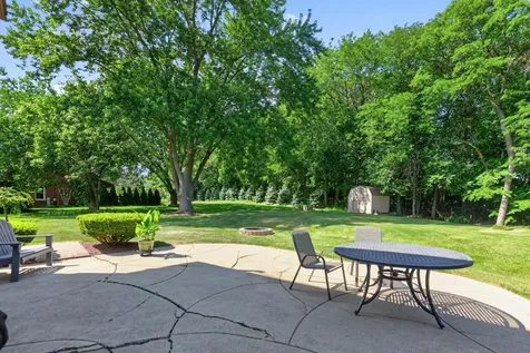1206 Aberdeen Road Inverness IL 60067