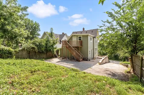649 Wellington Avenue Elgin IL 60120