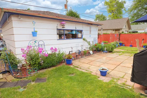 9734 Tulley Avenue Oak Lawn IL 60453
