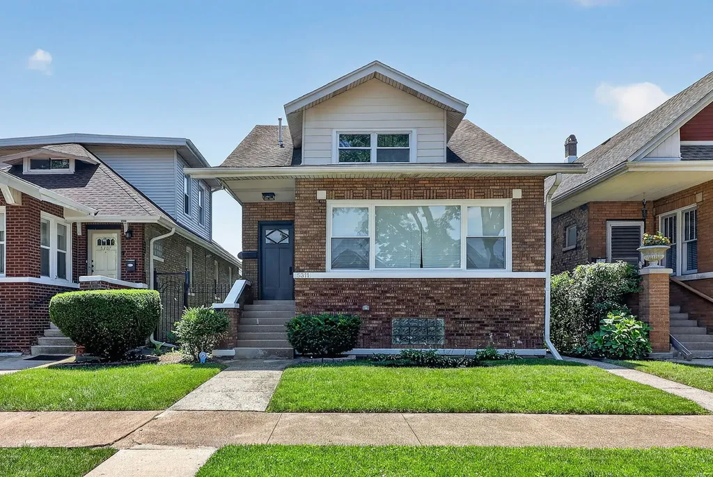 5311 West Cuyler Avenue Chicago IL 60641