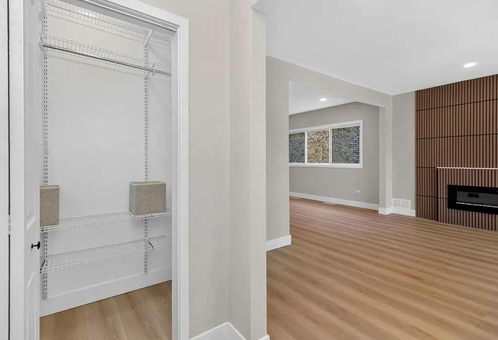 5311 West Cuyler Avenue Chicago IL 60641