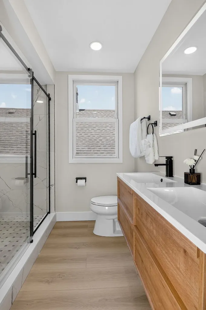 5311 West Cuyler Avenue Chicago IL 60641