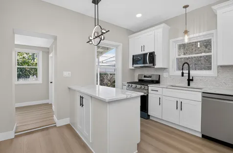 5311 West Cuyler Avenue Chicago IL 60641