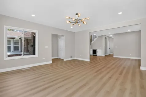 5311 West Cuyler Avenue Chicago IL 60641