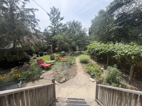 1004 Ashland Avenue Evanston IL 60202