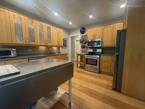 1004 Ashland Avenue Evanston IL 60202