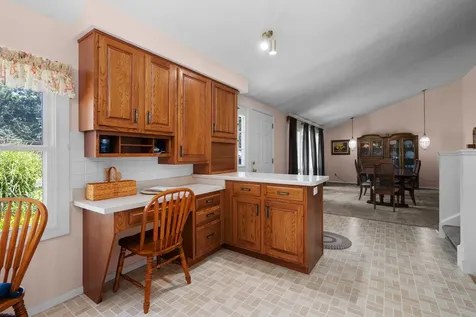 4517 5TH Street A East Moline IL 61244
