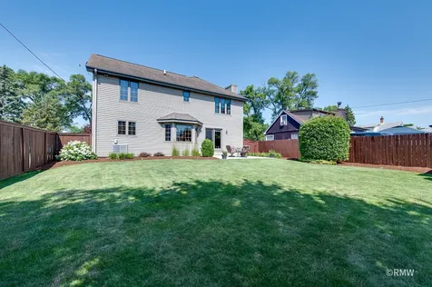 327 Miner Street Bensenville IL 60106