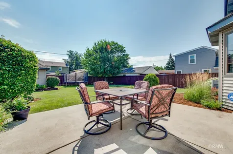 327 Miner Street Bensenville IL 60106